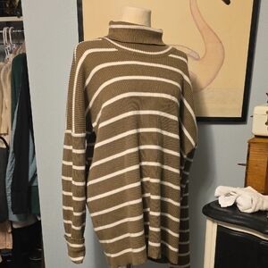Splendid Striped Oversized Turtle Neck Sweater Size Small New